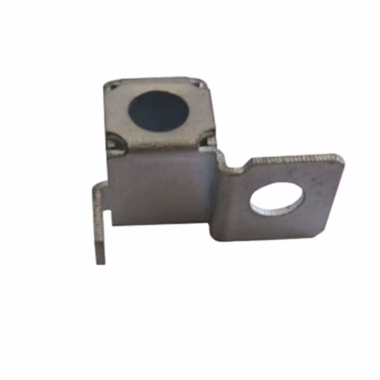 カーボンまたはステンレス鋼の板金製造 曲げおよびレーザー切断 スタンピング金属部品